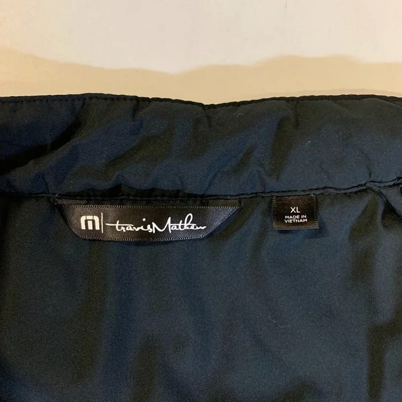 Travis Mathew Men's Cold‎ Bay TM1MW453 JIREH Branded Full Zip Quilted Vest SZ XL - Picture 7 of 14